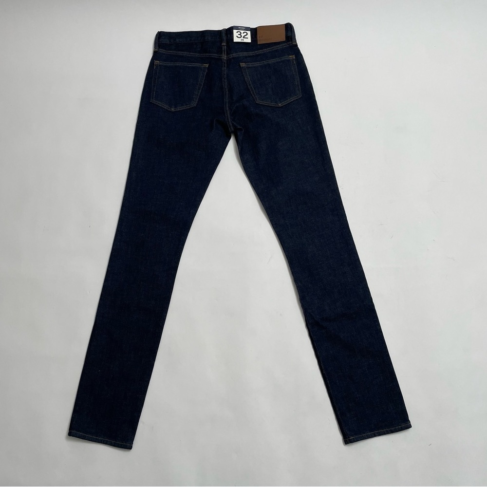 NWT GAP “GapFlex” skinny jeans in dark wash - Picture 8 of 9
